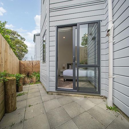 West Harbour Modern 4-Bedroom Retreat 奥克兰 外观 照片
