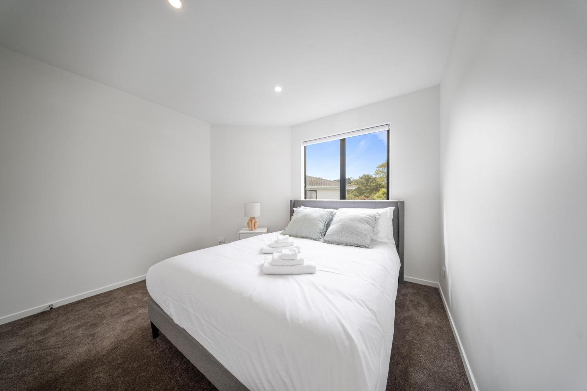 West Harbour Modern 4-Bedroom Retreat 奥克兰 外观 照片