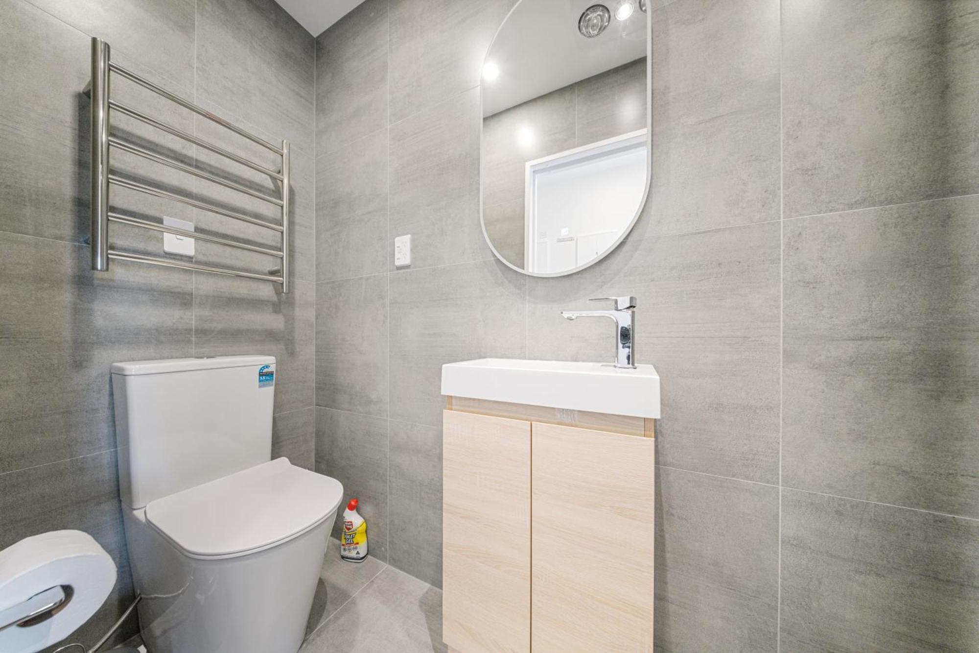 West Harbour Modern 4-Bedroom Retreat 奥克兰 外观 照片